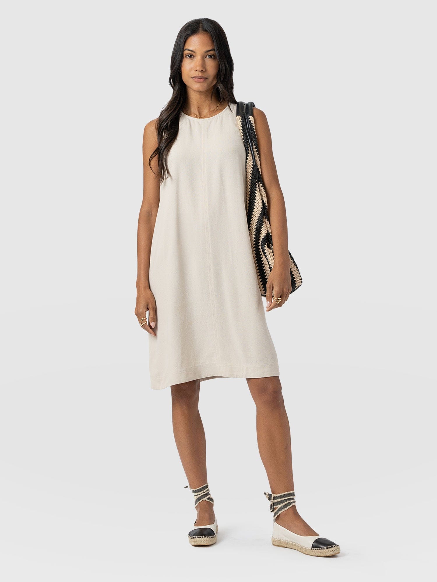 Corinne Shift Dress - Oatmeal - Women's Dresses | Saint + Sofia® EU